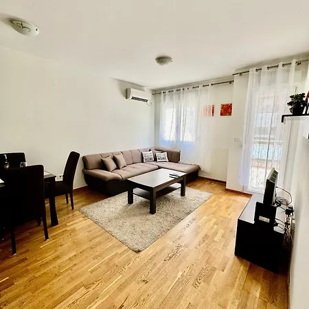 ира-заика премиум Apartmán